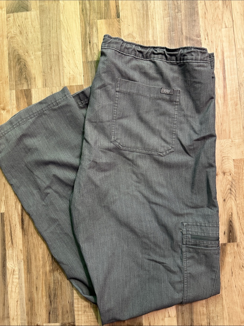 Figs Men's Gray Scrub Pants
